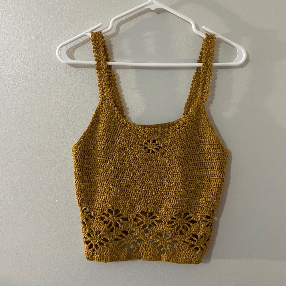American Eagle Mustard color Floral Crochet tank